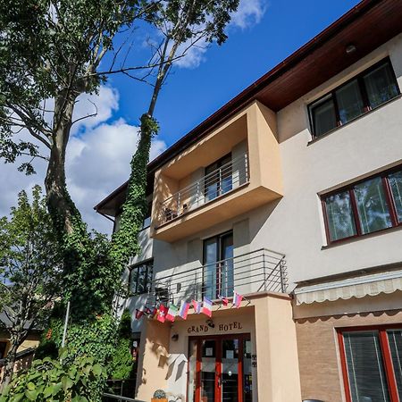 Grand Hotel Senica, Garni المظهر الخارجي الصورة
